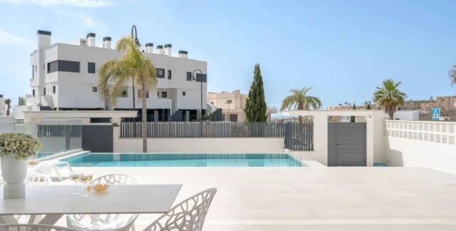 Продажа  отдельно стоящей виллы в La Cala de Mijas 3