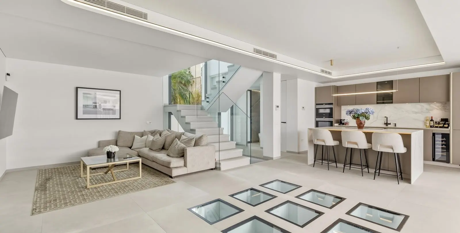 Sale of detached villa in La Cala de Mijas 13