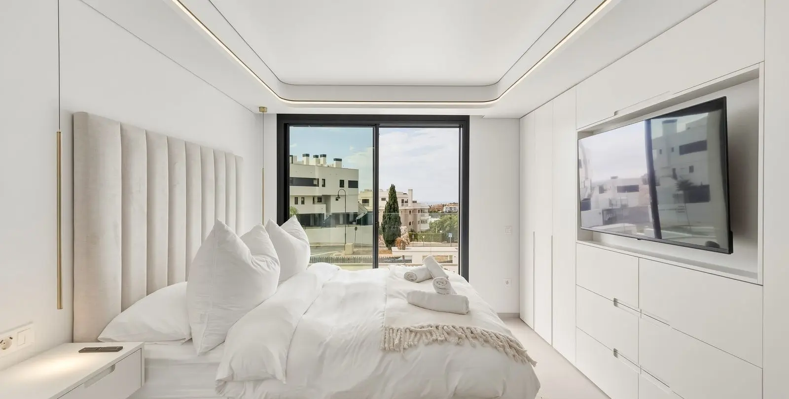 Sale of detached villa in La Cala de Mijas 15