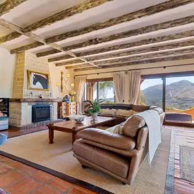 Venta de finca - cortijo en Coín