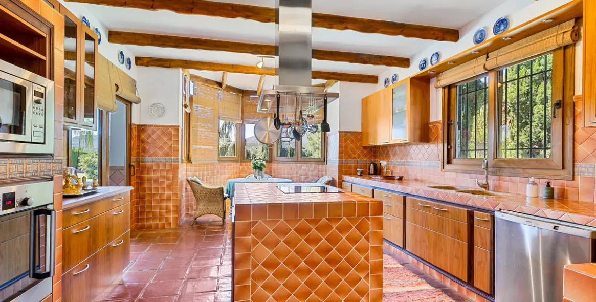 Venta de finca - cortijo en Coín 8