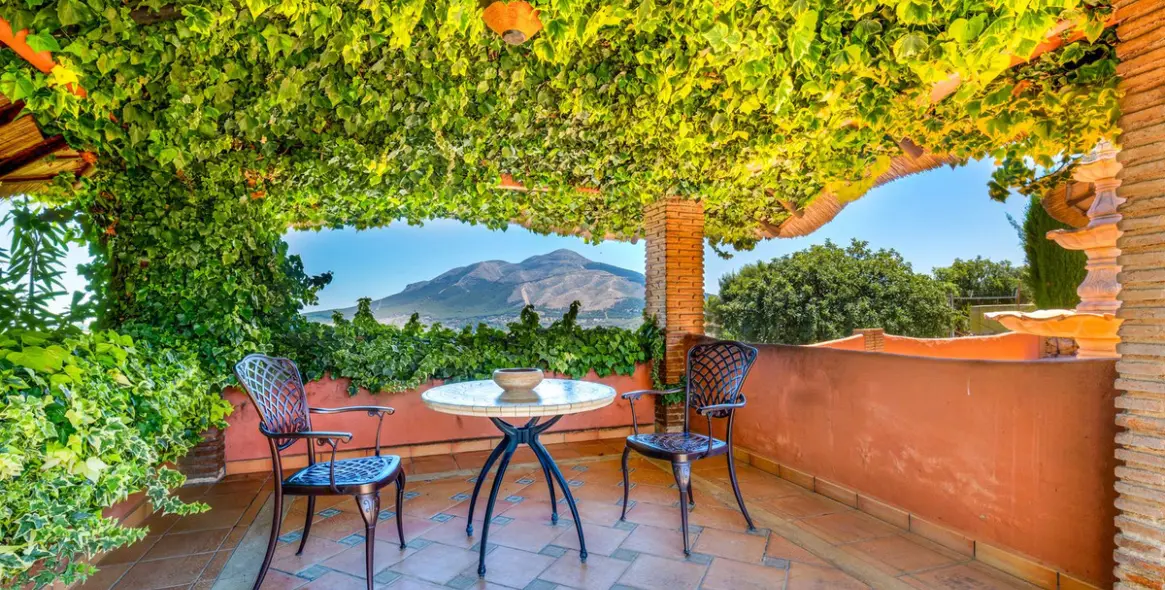 Venta de finca - cortijo en Coín 12