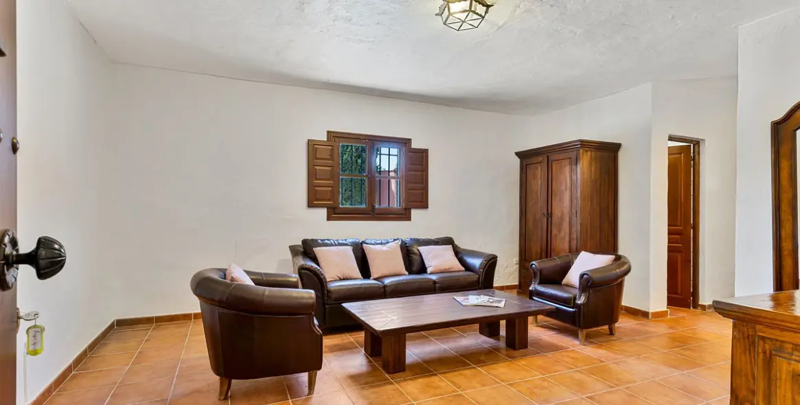 Venta de finca - cortijo en Coín 43