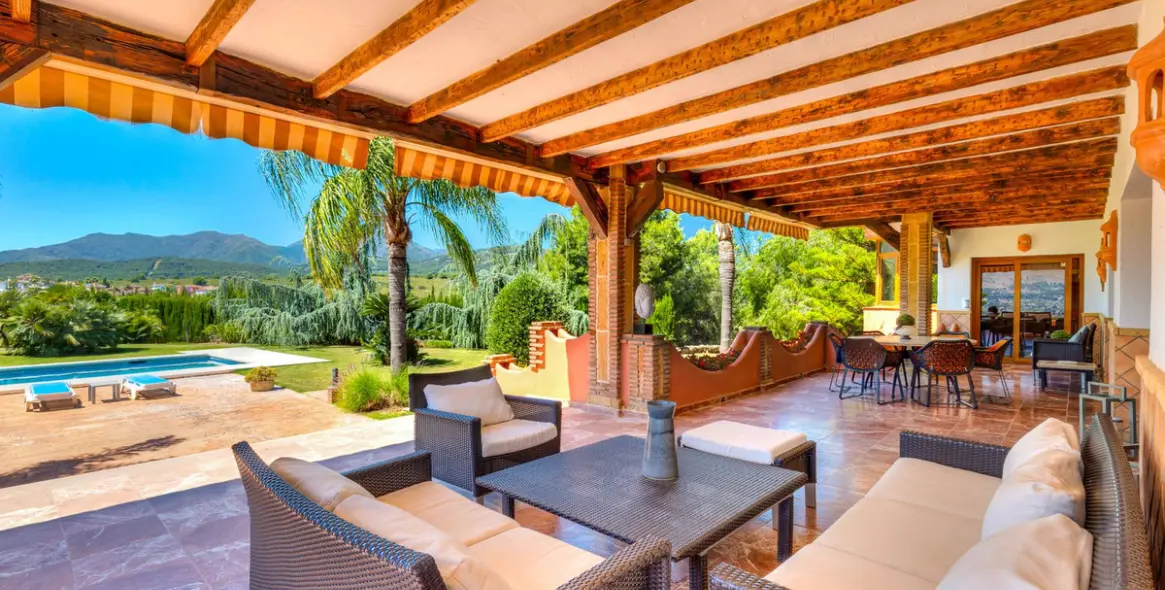Venta de finca - cortijo en Coín 60
