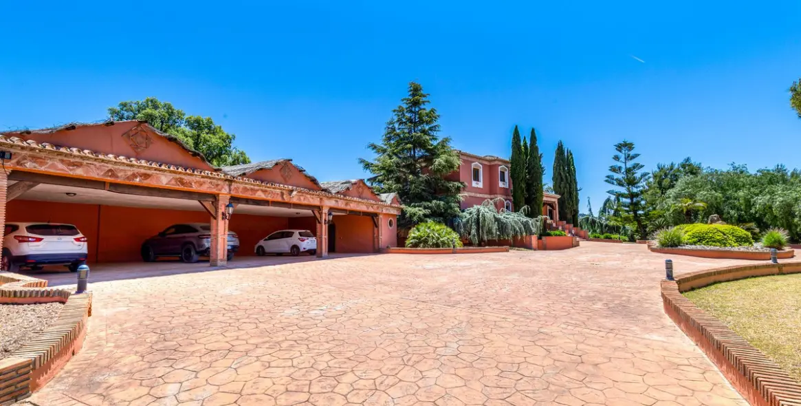Venta de finca - cortijo en Coín 93