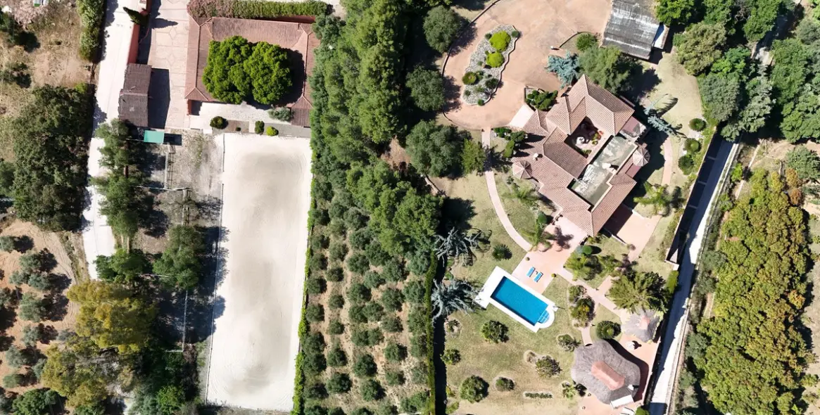 Venta de finca - cortijo en Coín 106