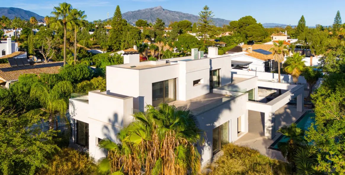 Venta de villa independiente en Guadalmina Baja 1