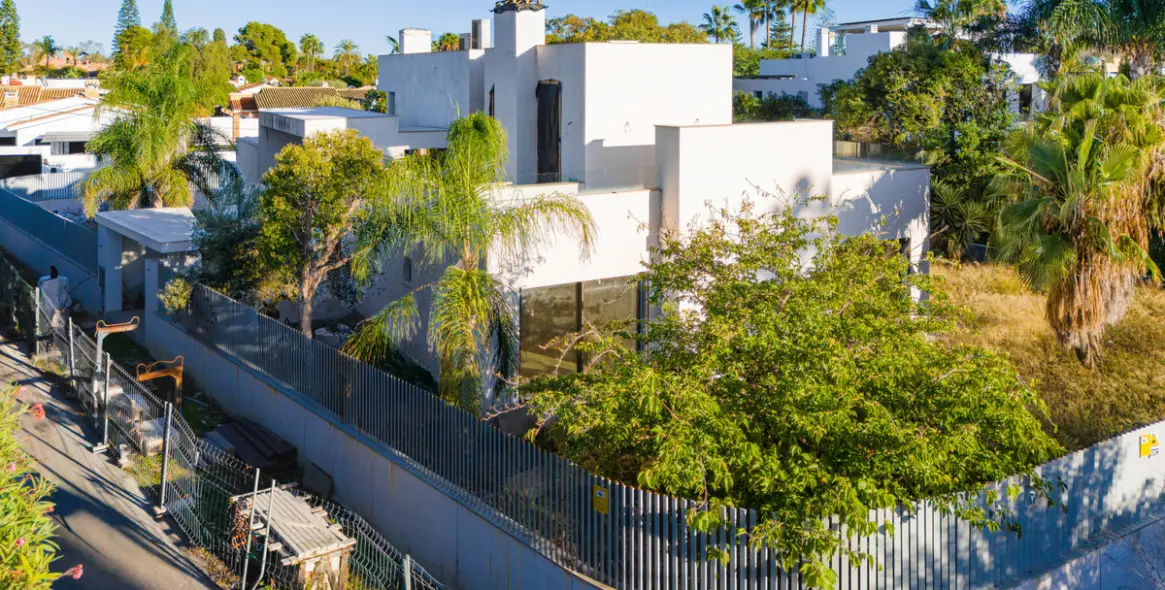 Venta de villa independiente en Guadalmina Baja 10