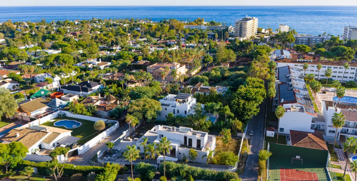 Venta de villa independiente en Guadalmina Baja 15