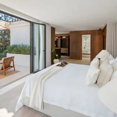 Venta de villa independiente en Nueva Andalucía