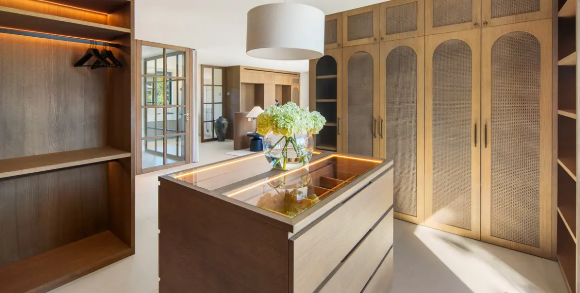 Venta de villa independiente en Nueva Andalucía 9