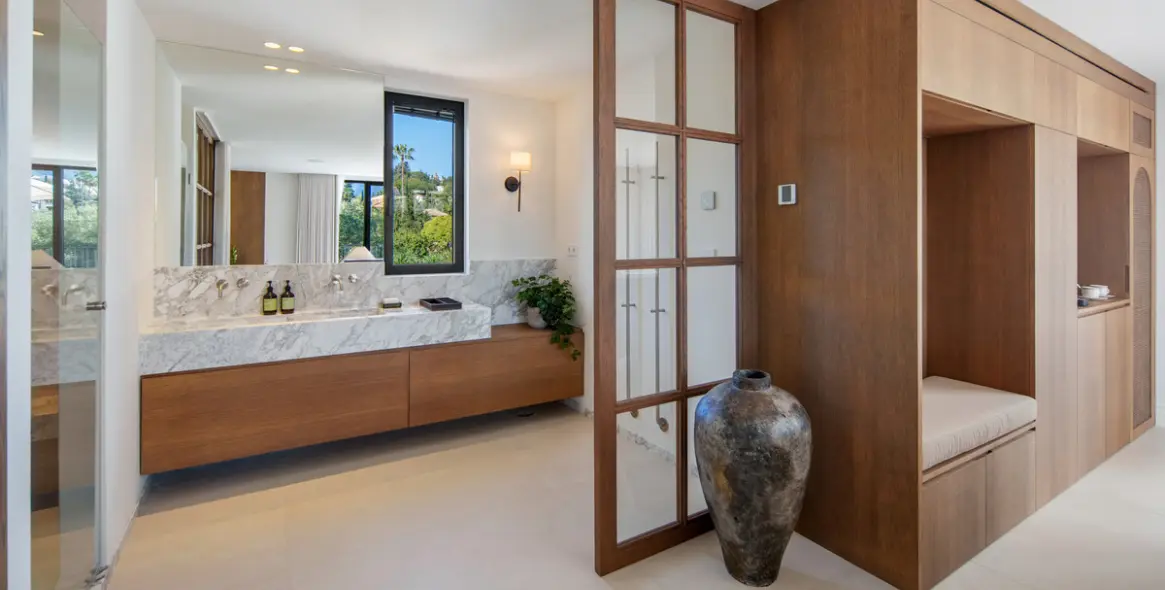 Venta de villa independiente en Nueva Andalucía 12
