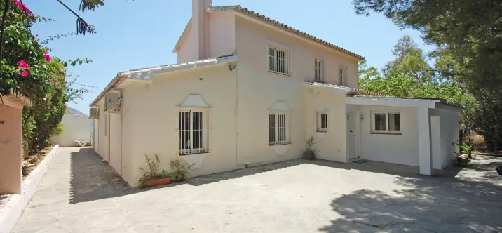 Краткосрочная аренда  отдельно стоящей виллы в Mijas 1