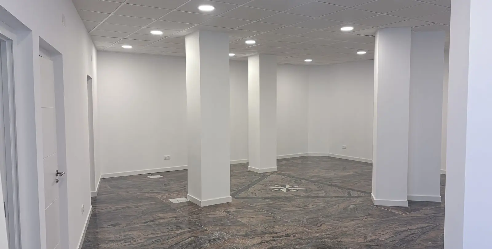 Продажа коммерческого помещения в Marbella 5