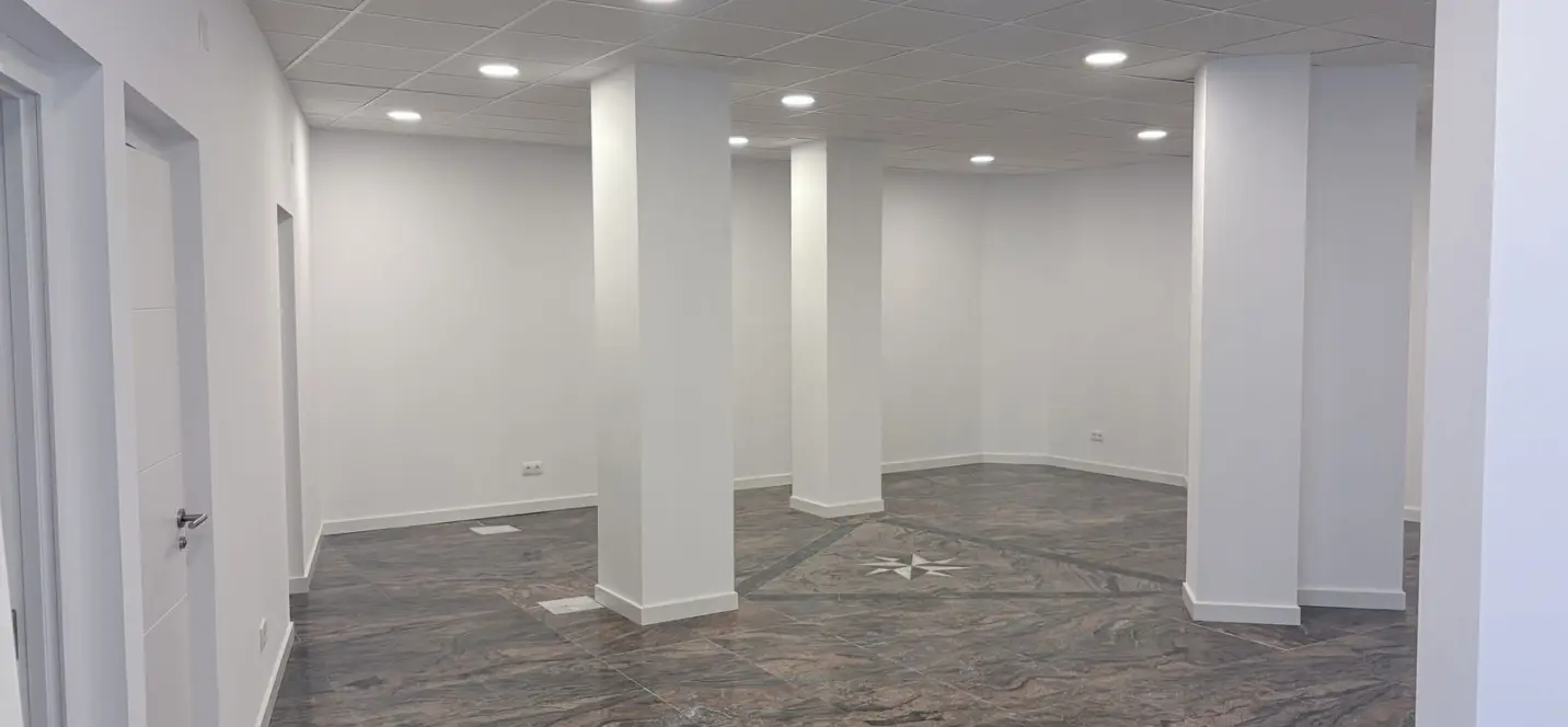 Продажа коммерческого помещения в Marbella 4