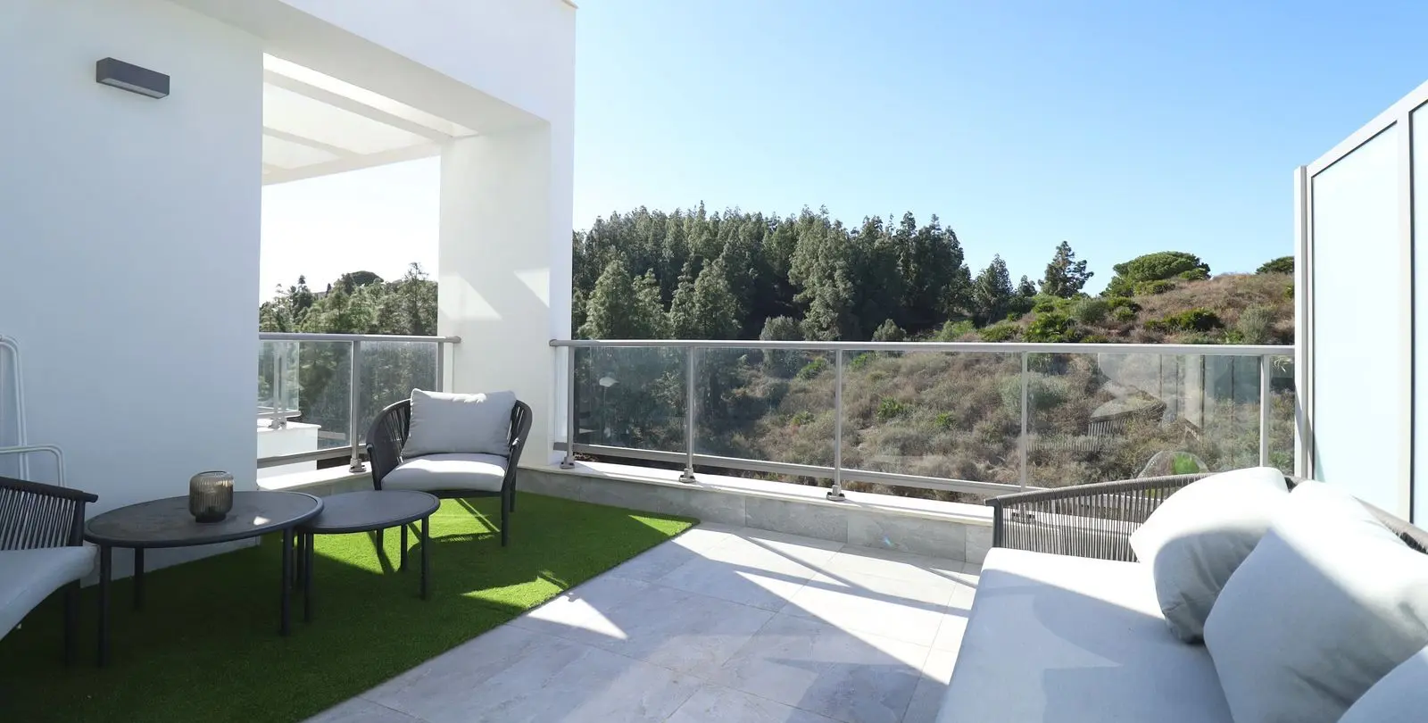 Venta de apartamento en planta media en El Chaparral 8