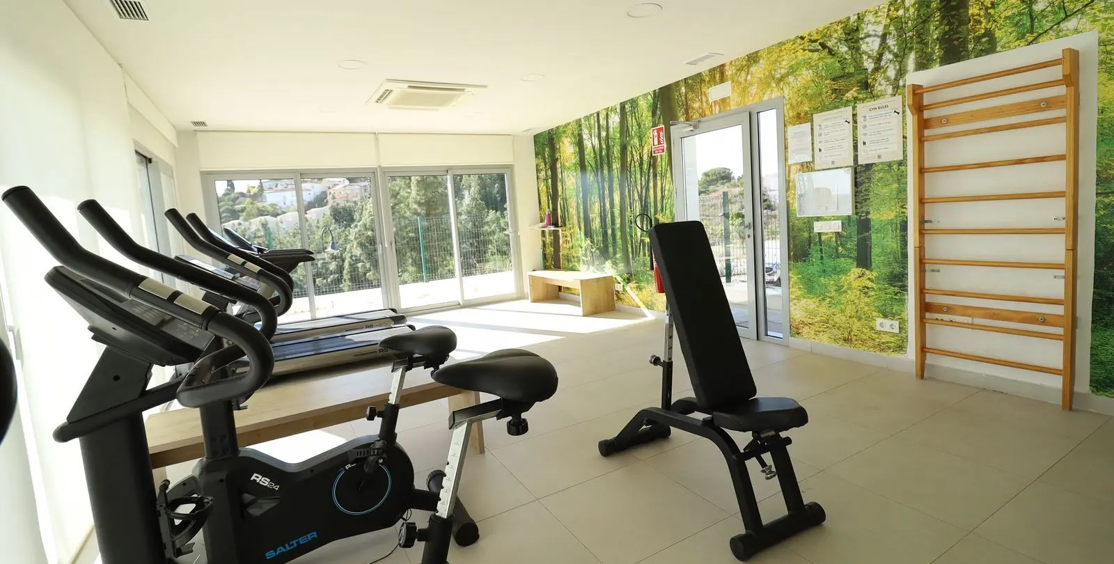 Venta de apartamento en planta media en El Chaparral 36
