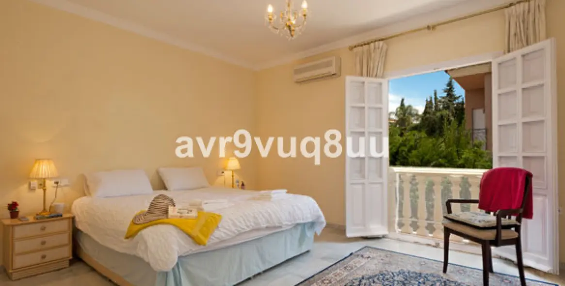 Venta de villa independiente en Mijas Golf 15