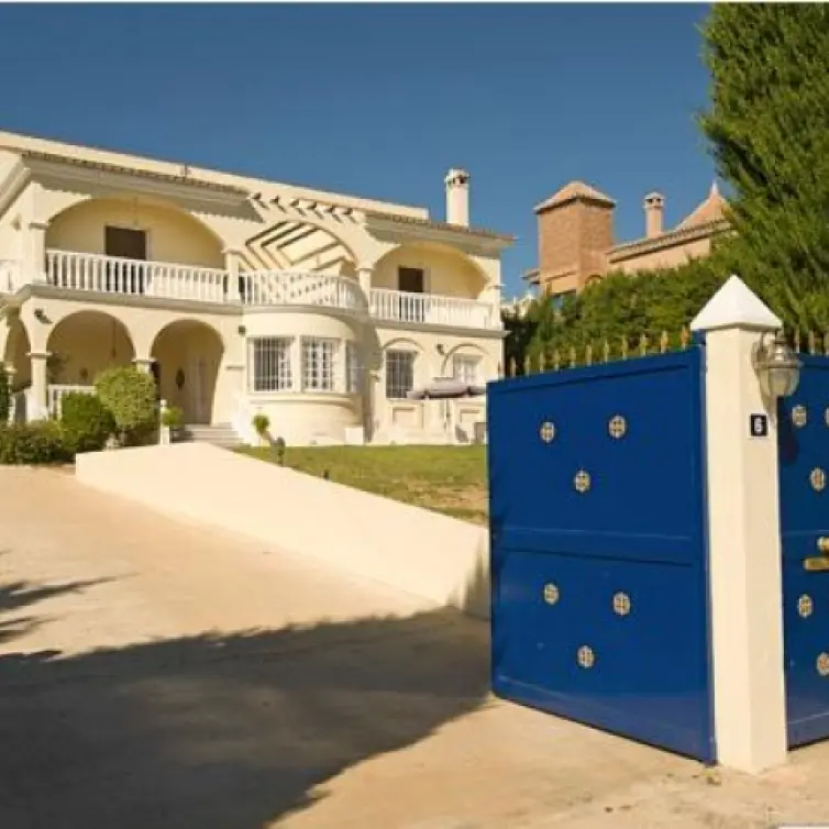 Sale of detached villa in Mijas Golf