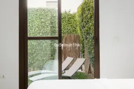 Image 9 thumb