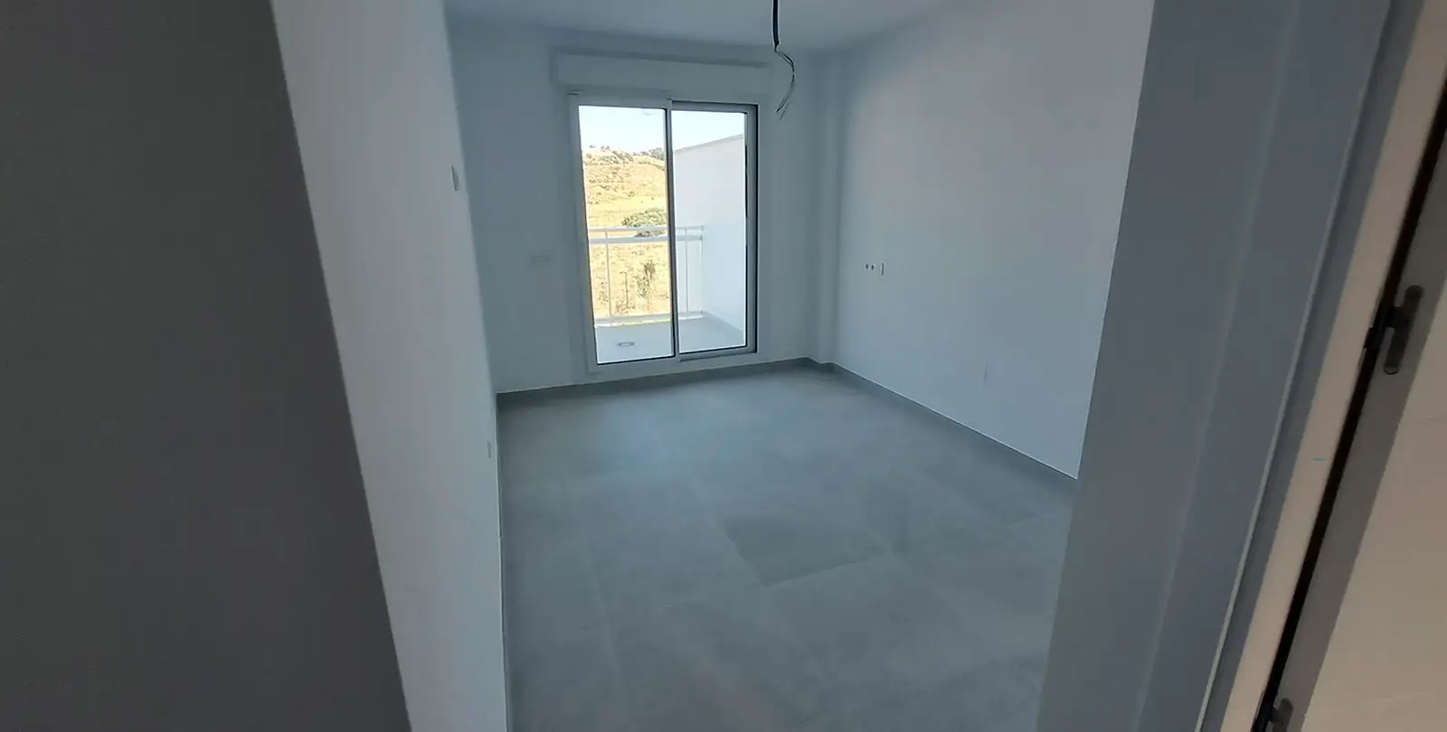 Sale of middle floor apartment in La Cala 10