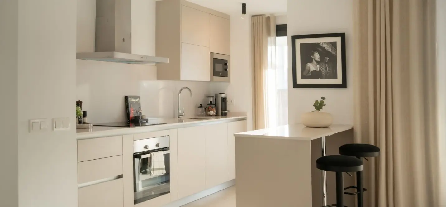 Продажа апартаментов на первом этаже в Estepona 4