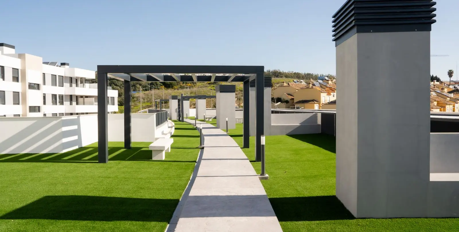 Venta de apartamento en planta baja en Estepona 30
