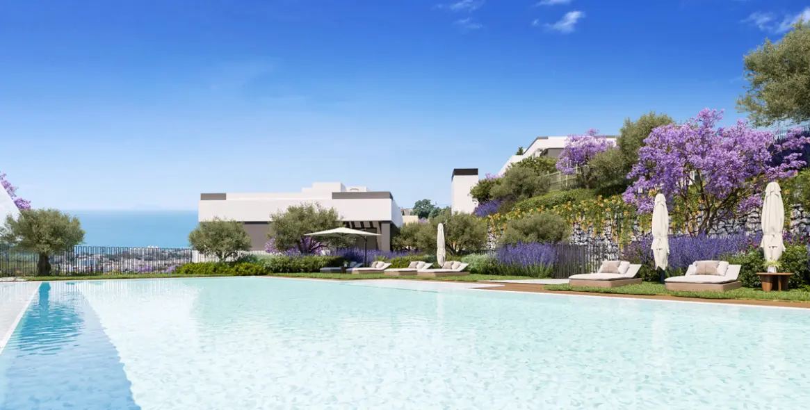 Продажа апартаментов на первом этаже в Altos de los Monteros 13
