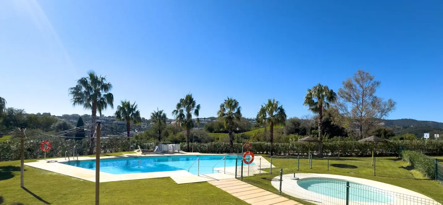 Продажа апартаментов на среднем этаже в La Cala Golf 1