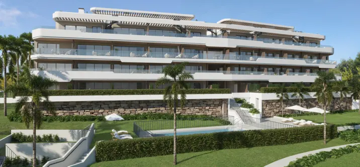 Sale of middle floor apartment in La Duquesa 1