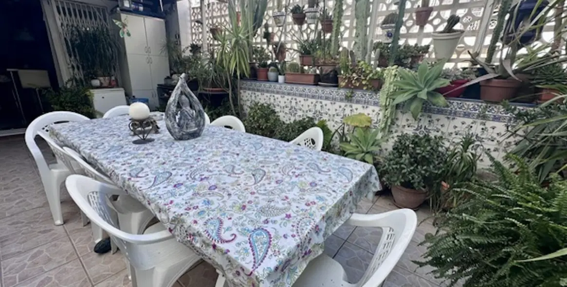 Venta de apartamento en planta baja en San Pedro de Alcántara 9