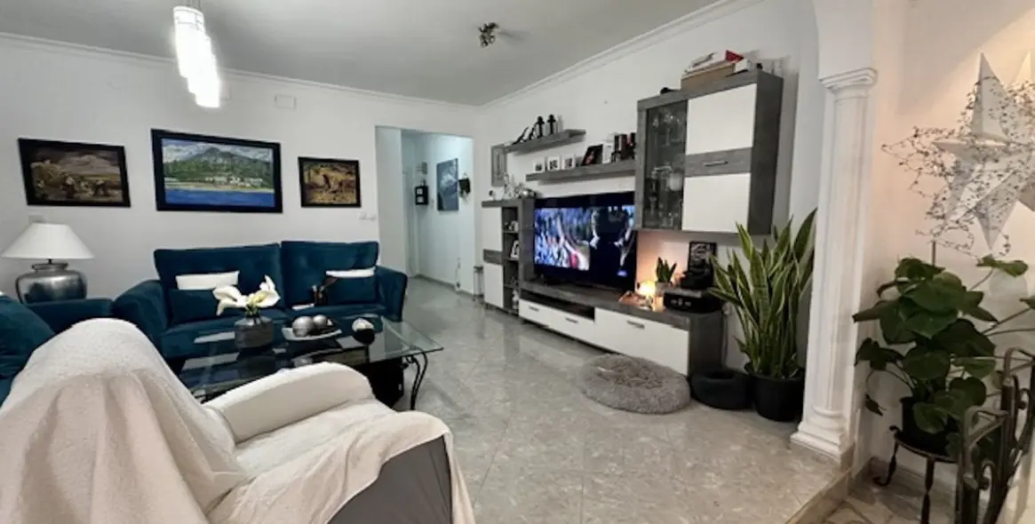 Venta de apartamento en planta baja en San Pedro de Alcántara 20