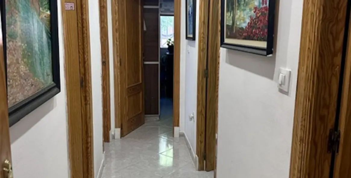 Venta de apartamento en planta baja en San Pedro de Alcántara 35