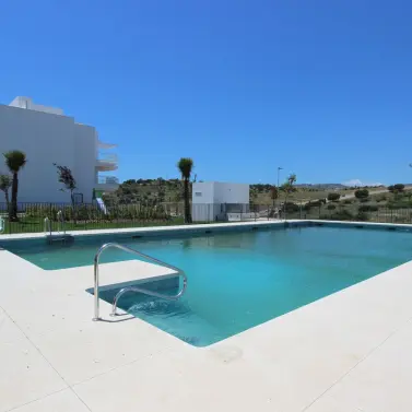 Venta de apartamento en planta media en La Cala de Mijas