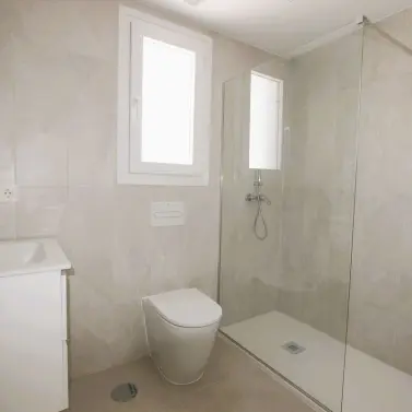 Venta de apartamento en planta media en La Cala de Mijas