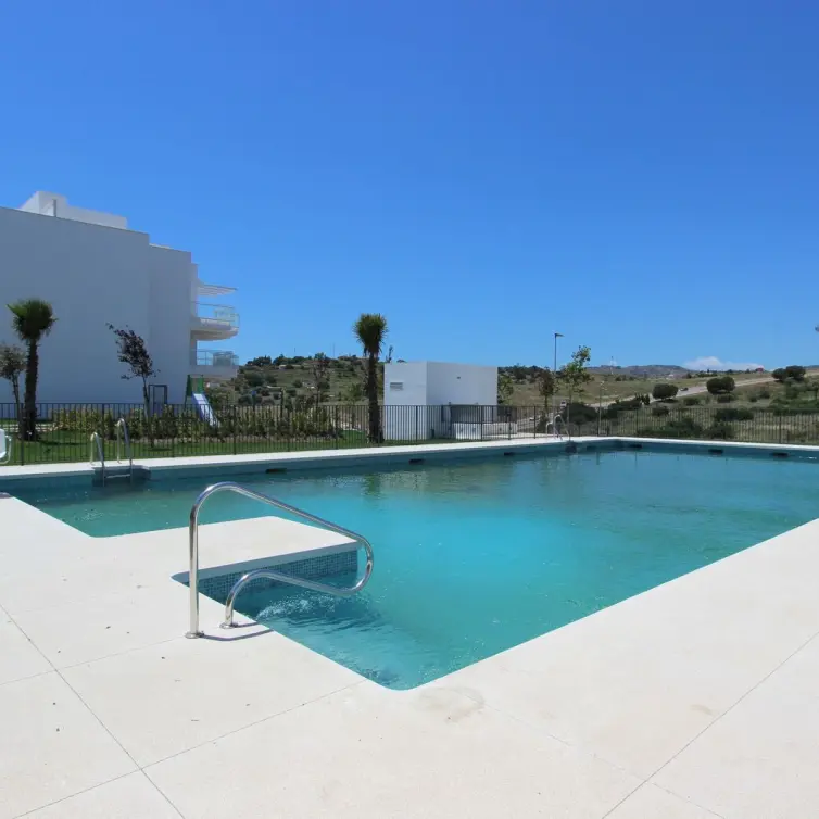 Продажа апартаментов на среднем этаже в La Cala de Mijas
