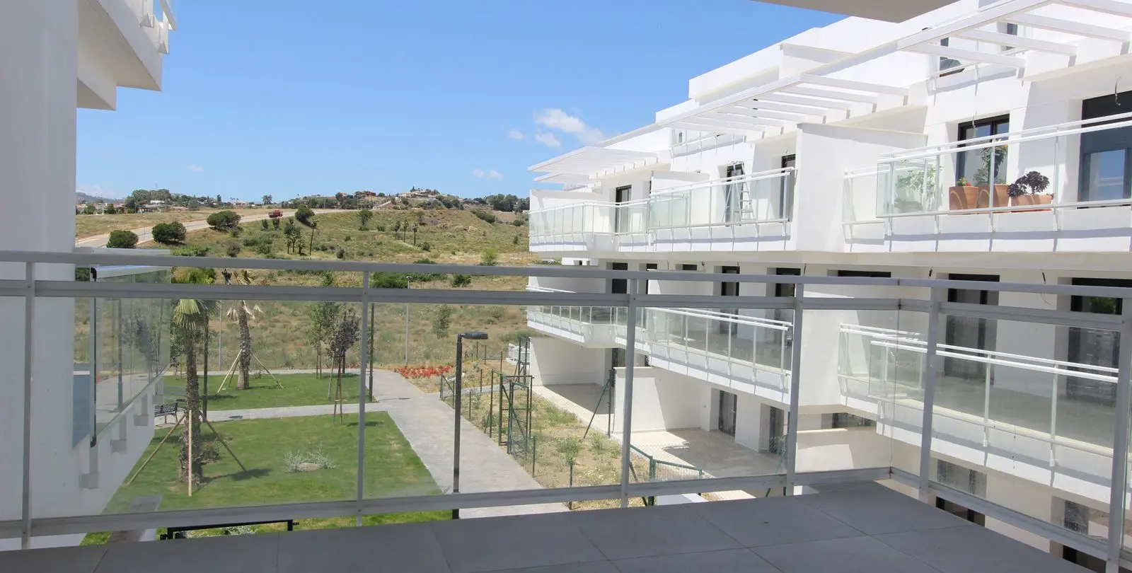 Sale of middle floor apartment in La Cala de Mijas 8