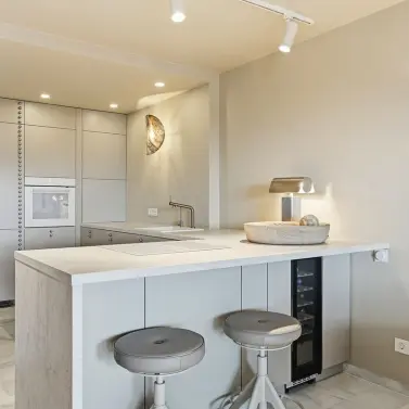 Venta de apartamento en planta media en Calahonda