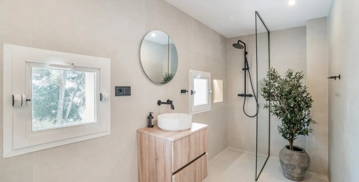 Sale of middle floor apartment in La Quinta 15