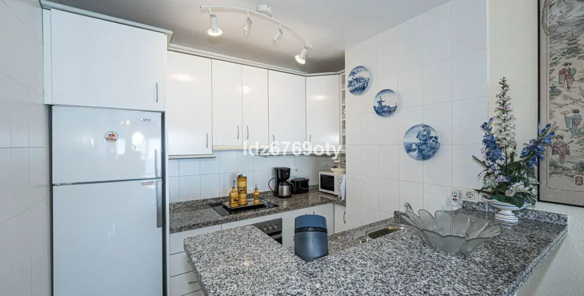 Продажа апартаментов на среднем этаже в Torremuelle 11