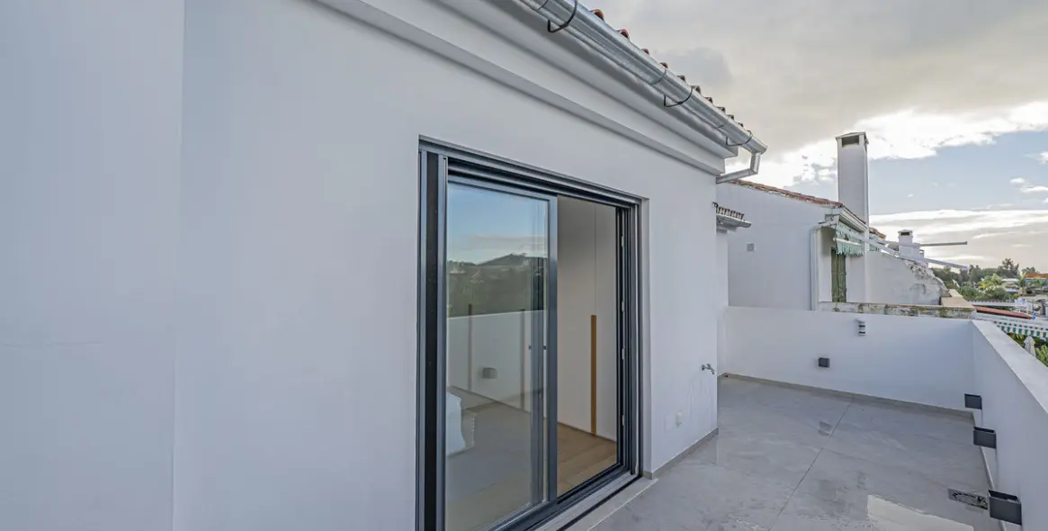Sale of townhouse in San Pedro de Alcántara 9