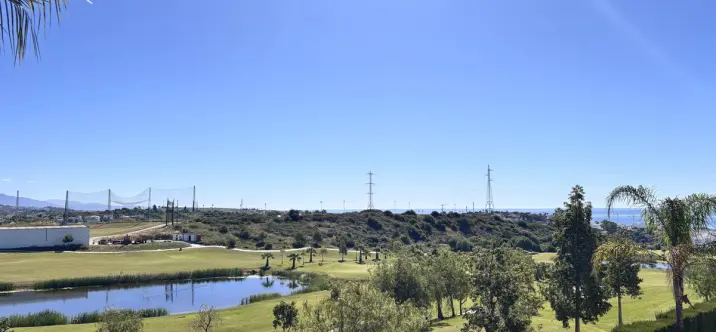 Sale of townhouse in Estepona 4