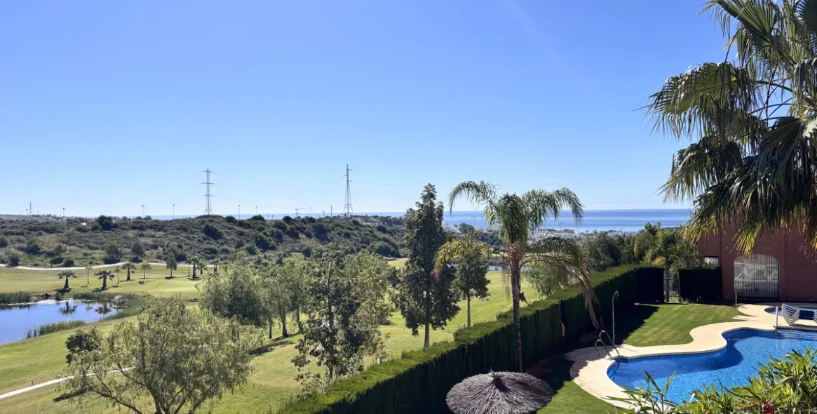 Sale of townhouse in Estepona 6