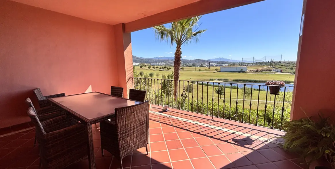 Sale of townhouse in Estepona 17