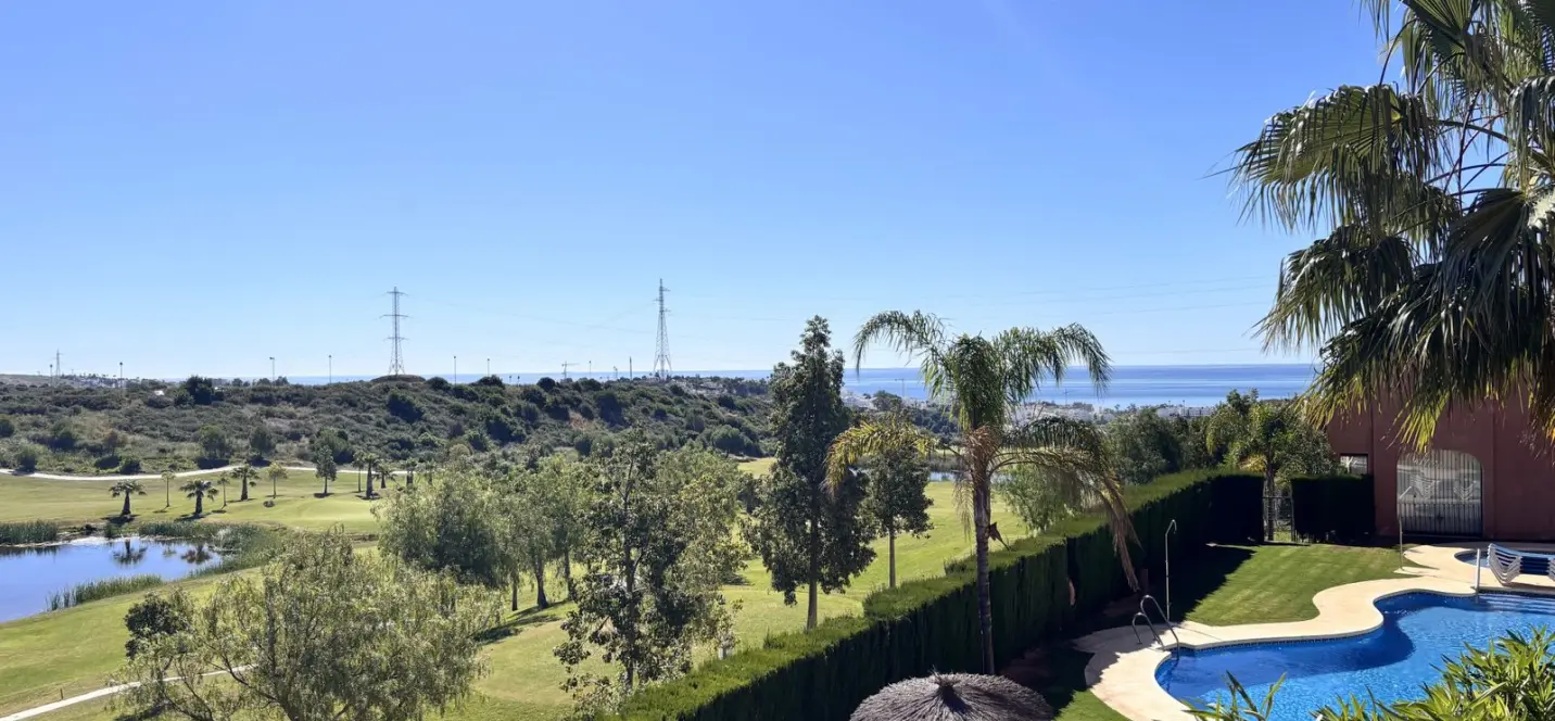 Продажа таунхауса в Estepona 2