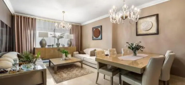 Venta de apartamento en planta baja en Benahavís 1