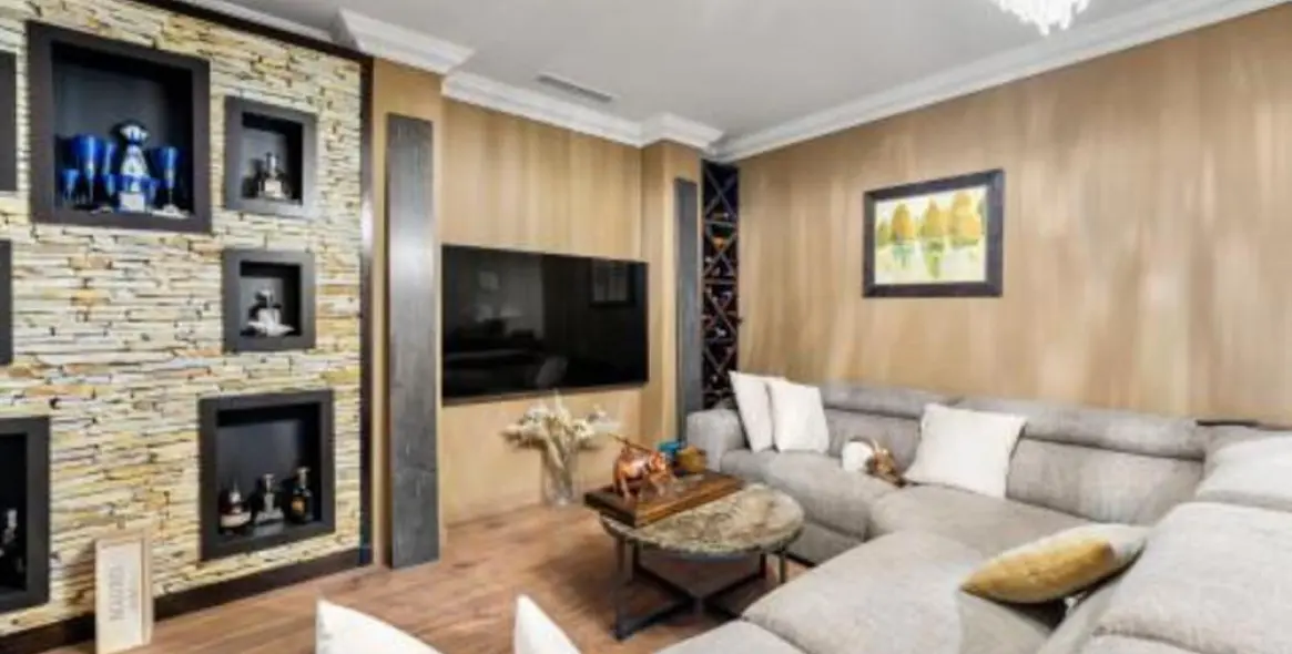 Venta de apartamento en planta baja en Benahavís 3