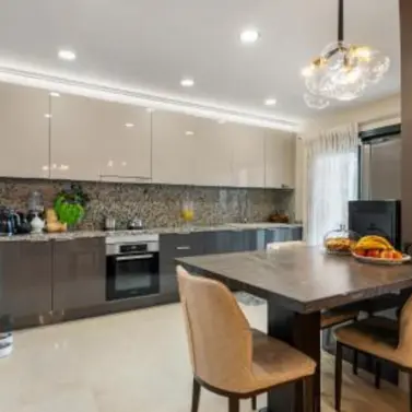 Venta de apartamento en planta baja en Benahavís