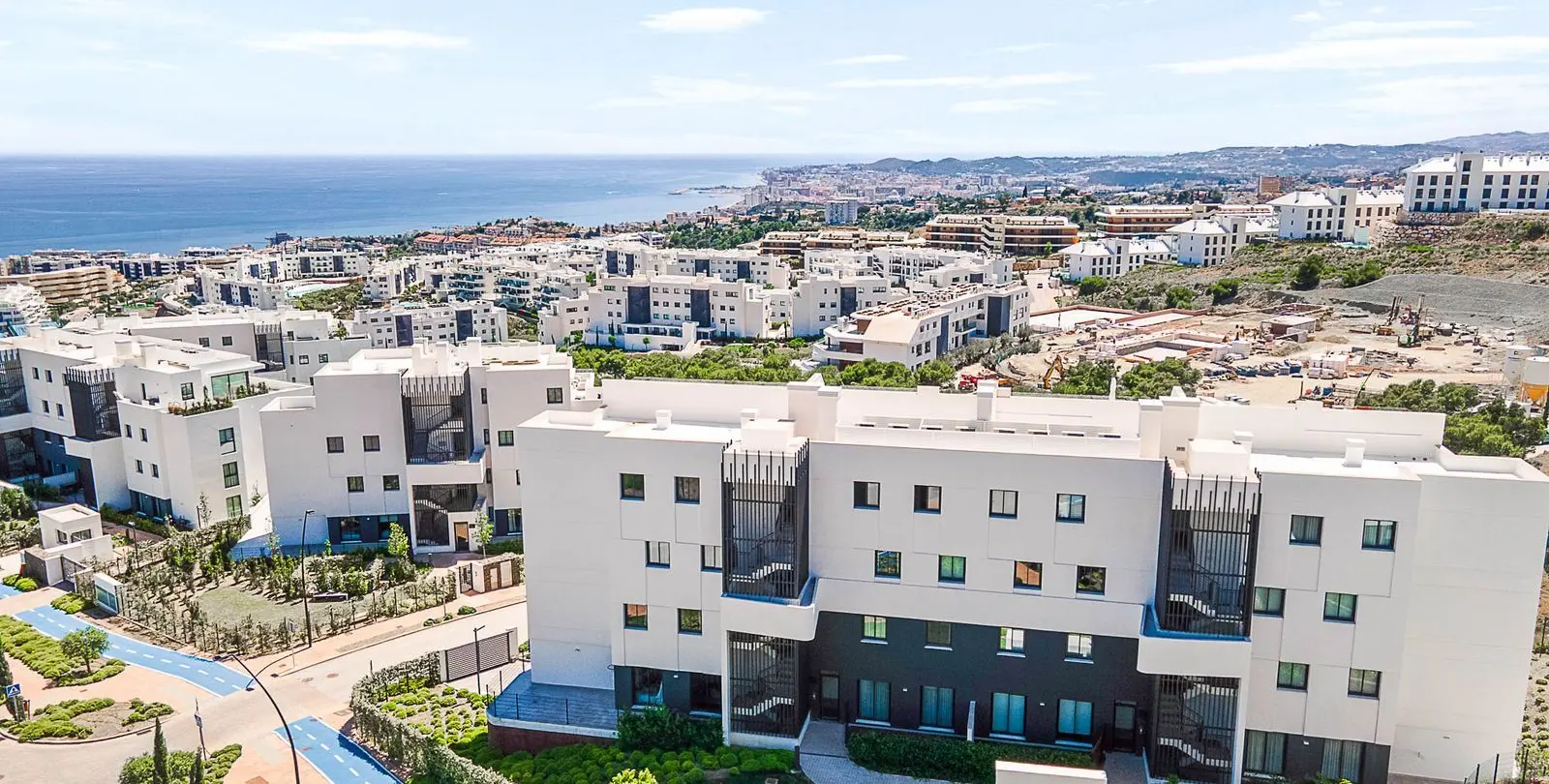 Venta de ático dúplex en Fuengirola 43