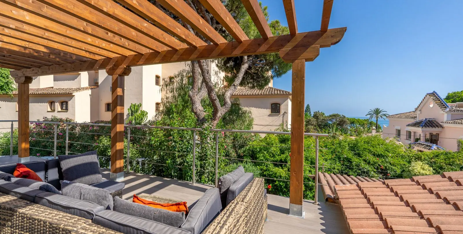 Venta de villa independiente en Marbesa 33